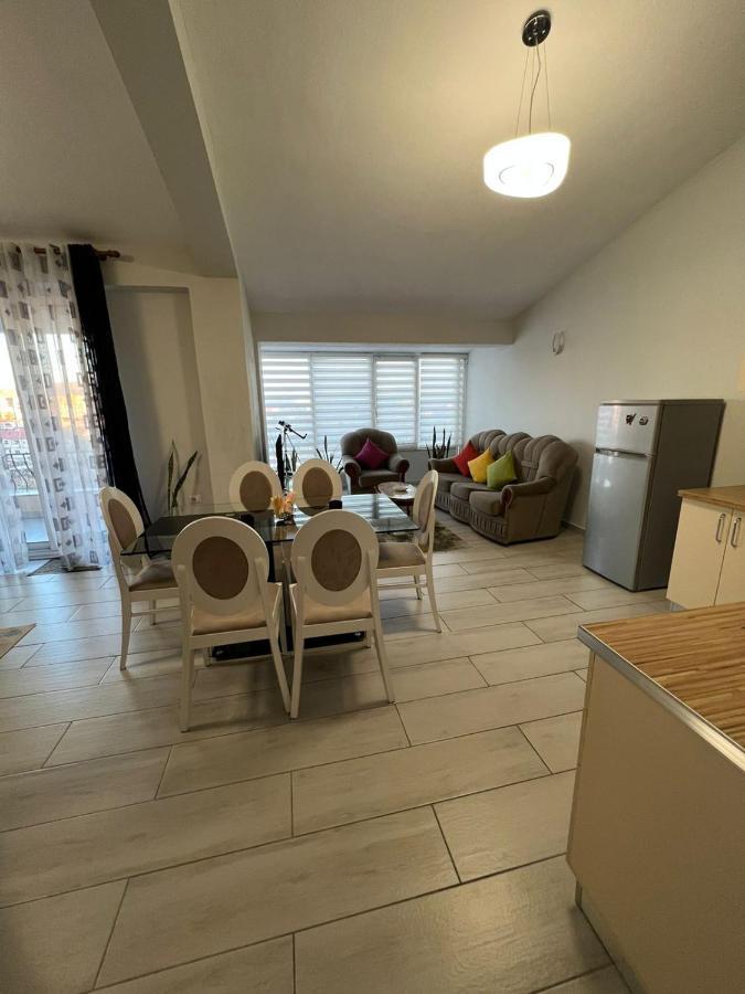 Shkodra Duplex Apartment Luaran gambar